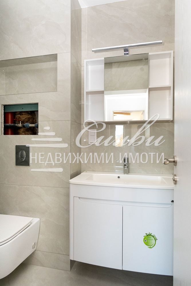 Продава се Тристаен апартамент в Шумен, Тракия - 107 кв.м за 1300 €/кв.м - Снимка #11