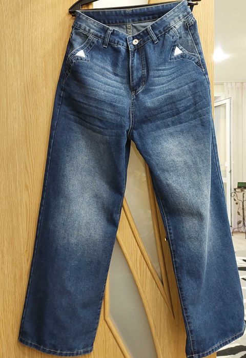 Джинсы женские 46, 50, 52р