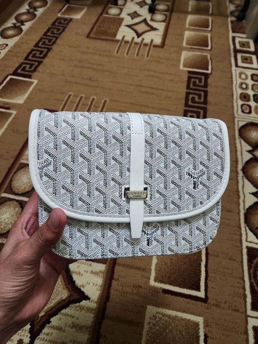 Goyard барсетка        .