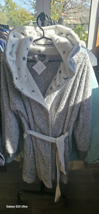 Дрехи втора употреба