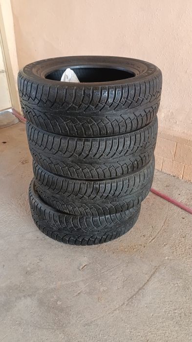 Зимний балон 235/60/r18 почти новый только Прошло 2 недели