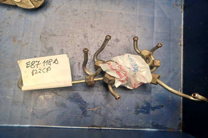 Conducta combustibil 118D 122CP BMW Seria 1 E87 [2004 - 2007] Hatchba