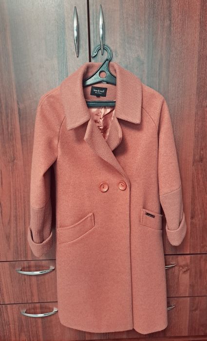 Пальто розовое осень-весна размер 40-42