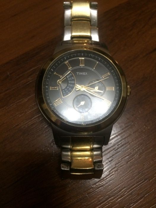 Продавам мъжки часовник TIMEX