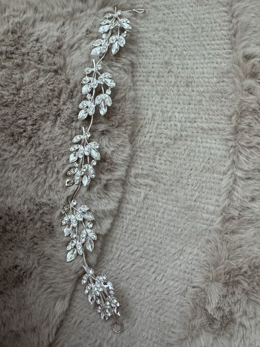 Диадема за глава за официални поводи