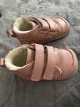 Ghete fetite, barefoot, piele