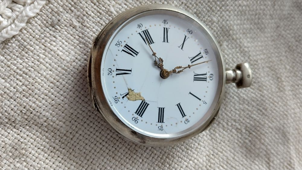 Стар джобен часовник