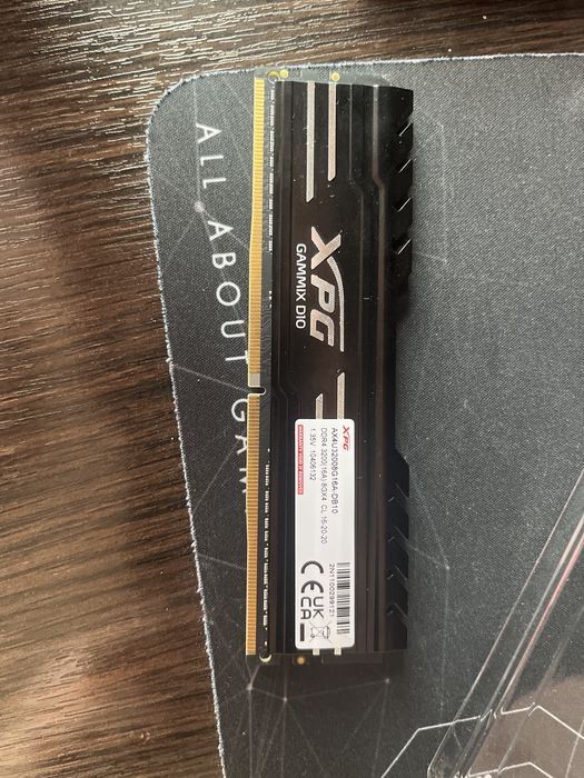 Memorie RAM XPG Gammix D10 CL16 3200 MHz nou cumparat