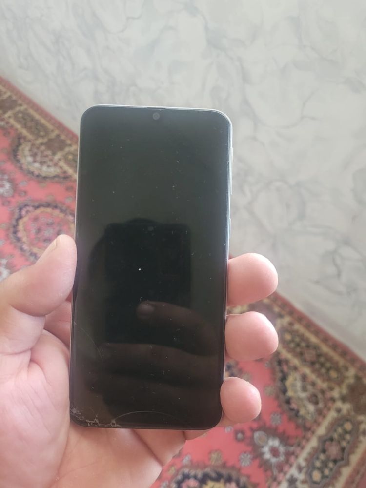 Продам samsung A 40