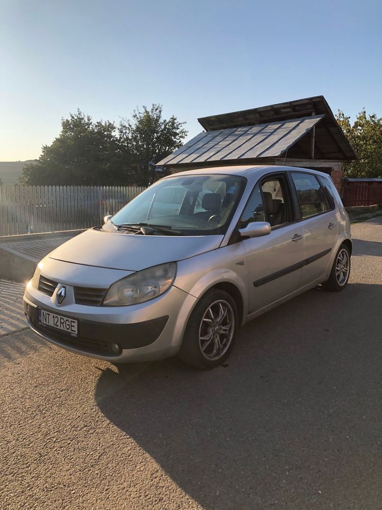 Renault Megane Scenic an fabricare 2006