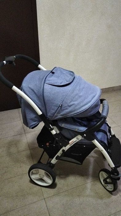 Продам детскую коляску