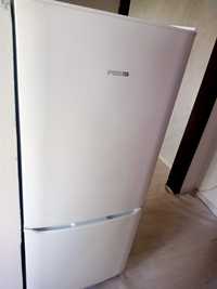 продам холдилник  в идальном состоянии покупалось 2года назад в Кванте
