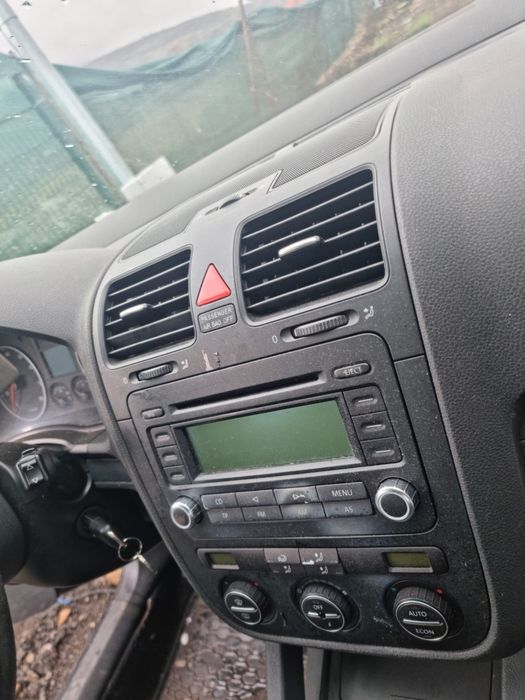 Wv golf 5 1.6 бензин 2006g