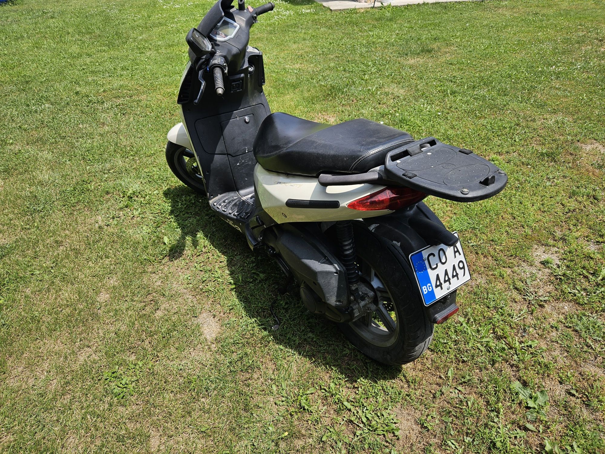 Aprilia Sport City 200
