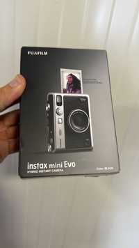 Camera foto instant Fujifilm Instax Mini Evo