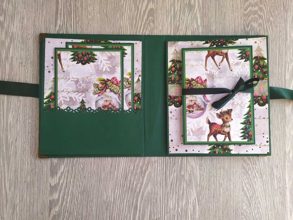 Мини коледен, скрапбук албум "Коледно еленче", ръчна изработка /47.3