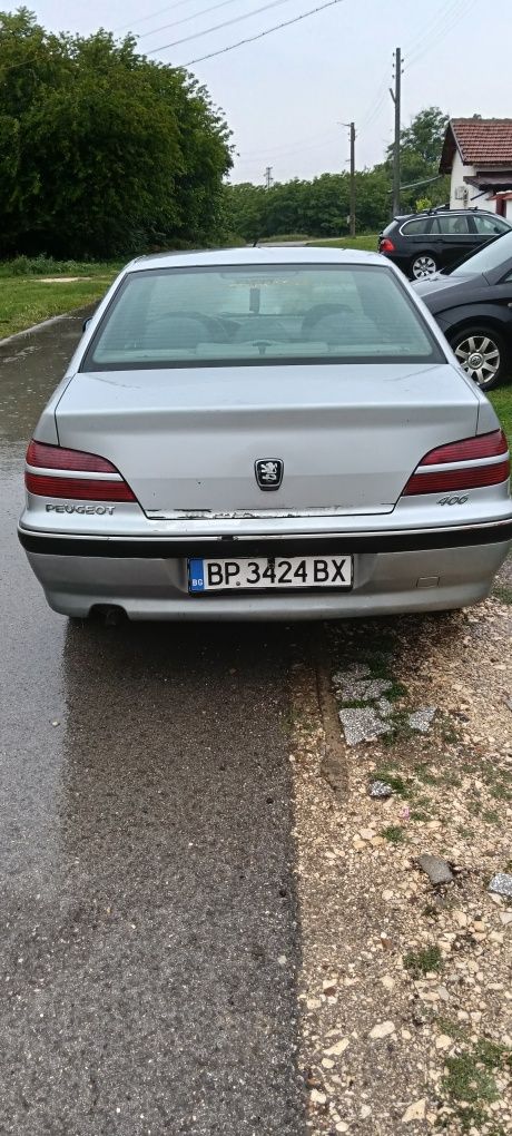 Продавам Пежо 406 HDI
