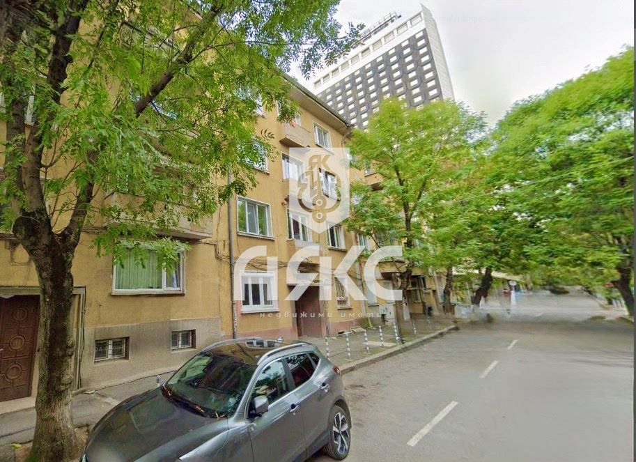 Многостаен апартамент в Центъра