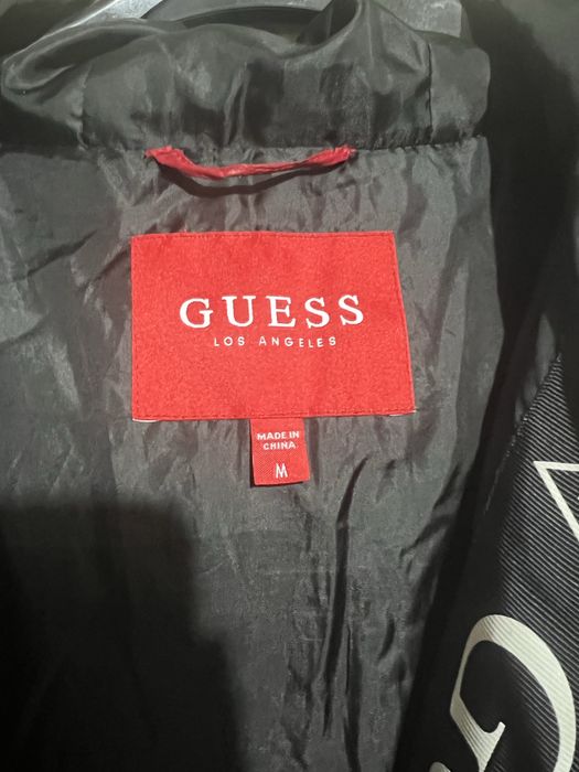Geaca Guess marimea M