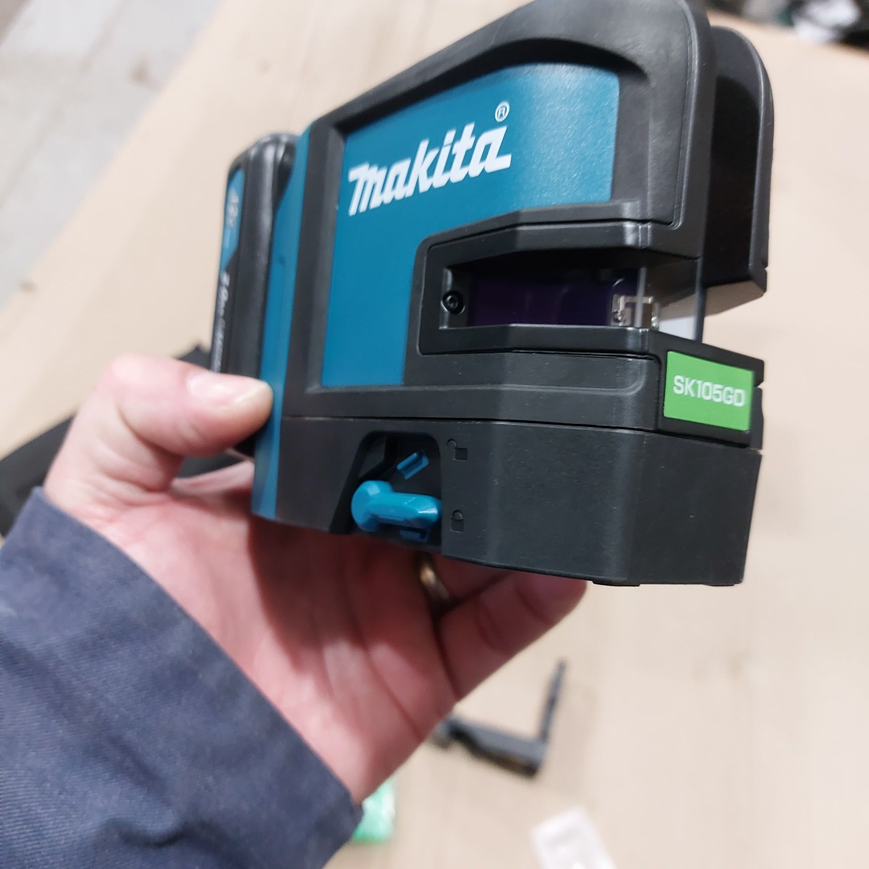 Makita SK105 GDZ оригинален Макита лазерен нивелир зелен лъч