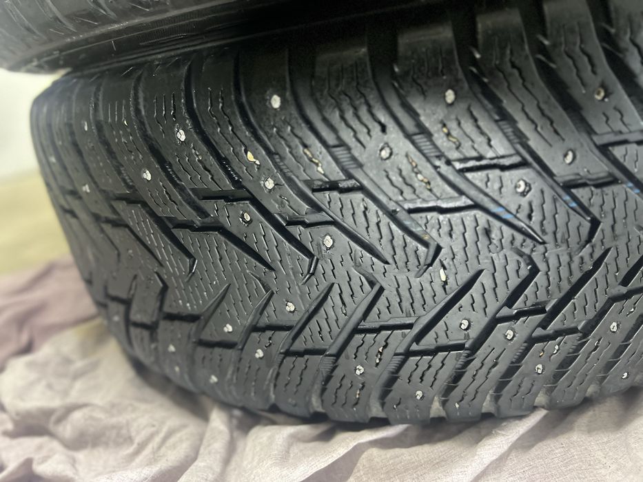 NOKIAN Hakkapelitta 8