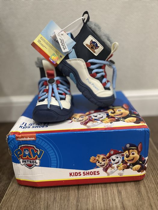 Ботинки детские 23 размер