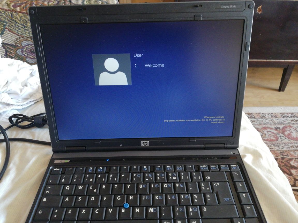 Laptop HP 6930 procesor i3
