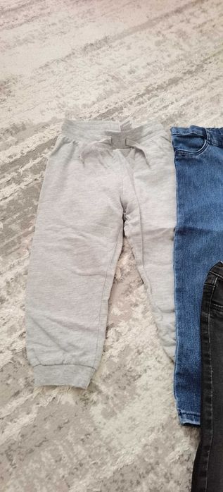 Pantaloni H&M 92