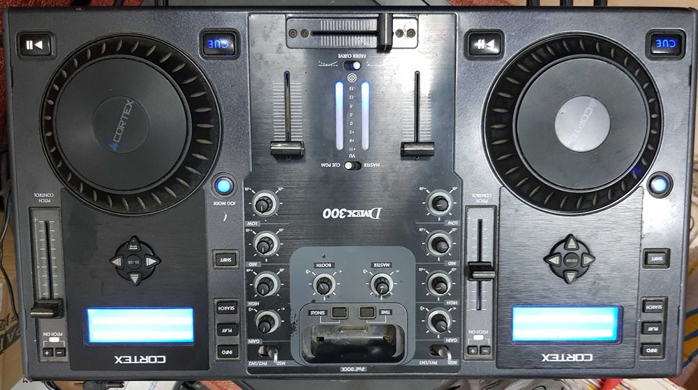 Cortex DMIX300 Digital Music Control Station DJ iPod Muzica