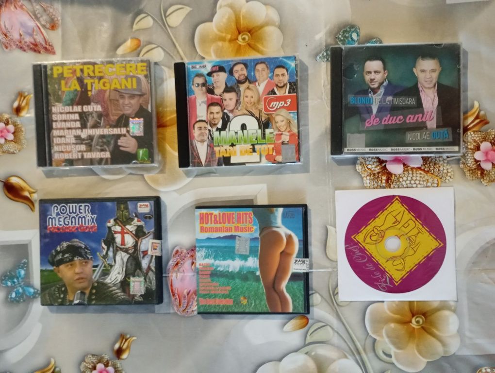 CD uri cu manele originale și DVD uri!
