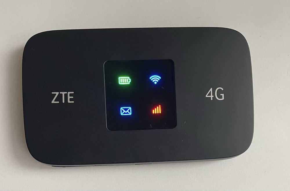 Router 4G Mobil ZTE