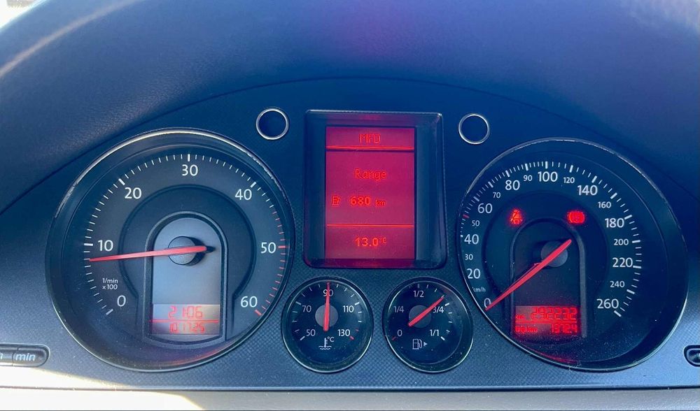 Vând passat b6 2.0 BMR