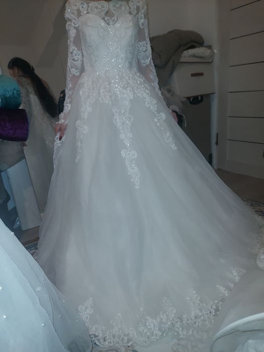 Свадебный платье