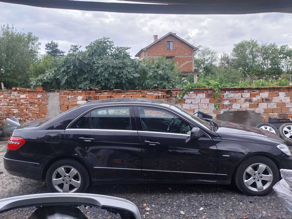 Мерцедес w212 e200cdi 2.1 136к.с. код 651 7-G tronic на части