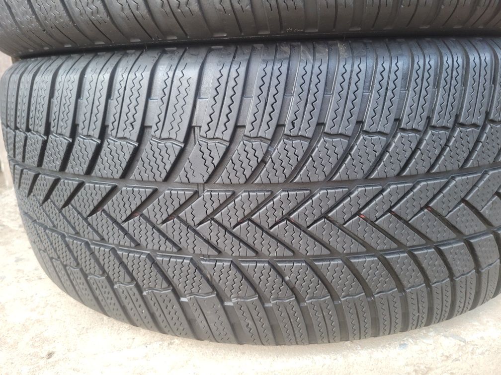 245 50 19 Anvelope de iarnă Bridgestone  Dot 35.22
