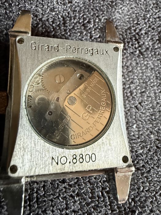 Продам часы Girard-Perregaux (Swiss)