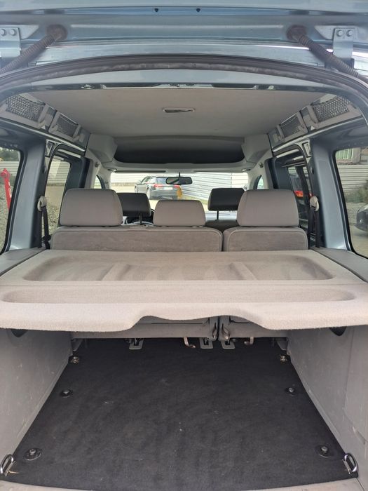 Vând VW Caddy 1.9 tdi