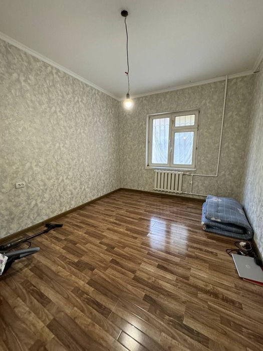 Юнусабад -17.  3/2/5  77м².  Панель.