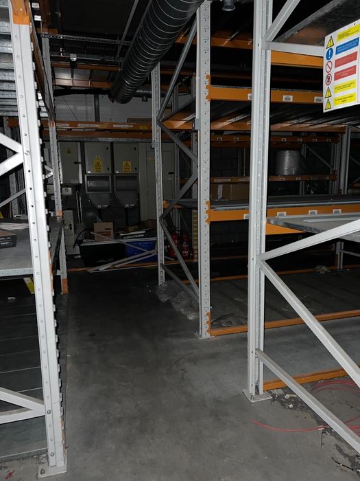 Rafturi metalice industriale 7889