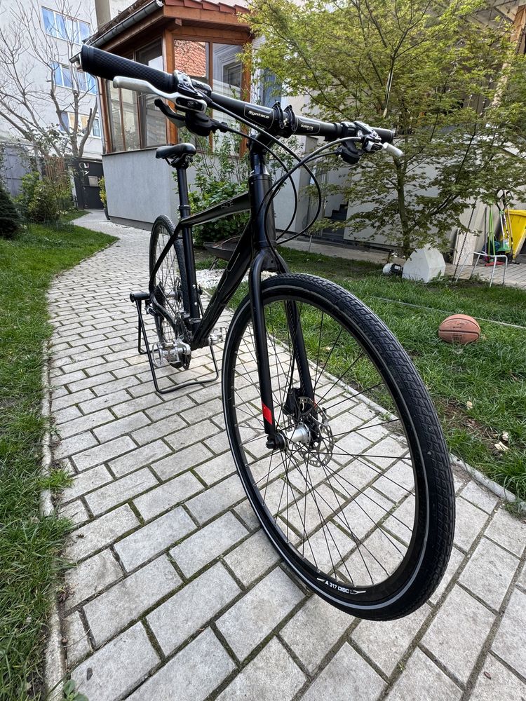 Vand Bicicleta Cube Hyde