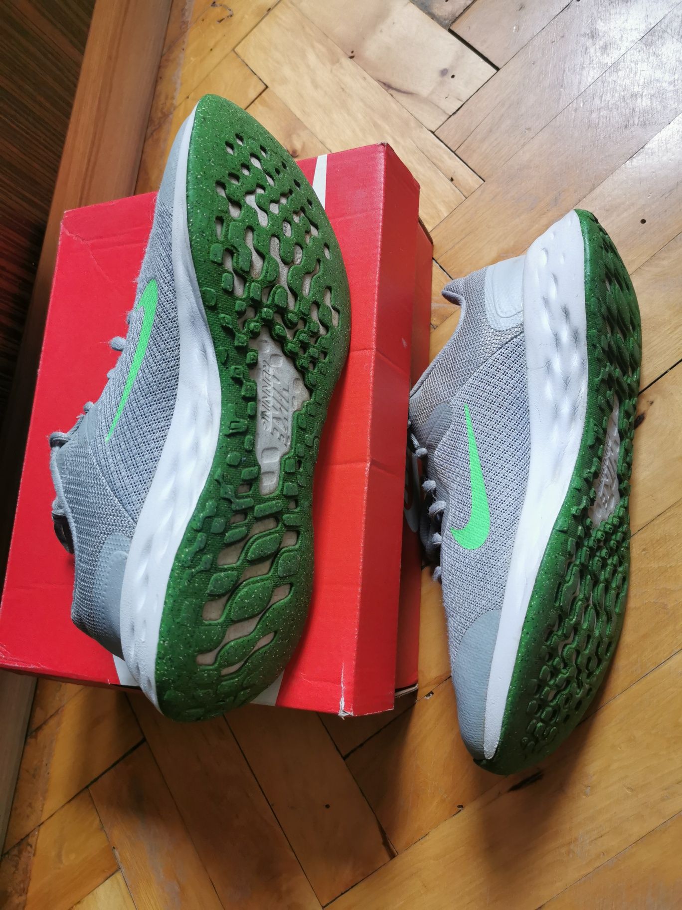 Спортни обувки Nike