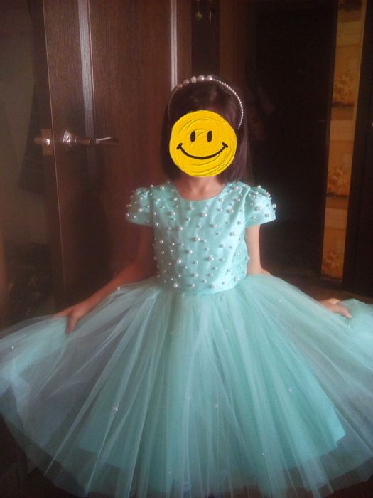 Продам платье для девочки