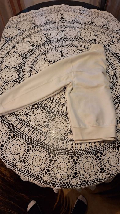 Bluza cu fermuar Zara