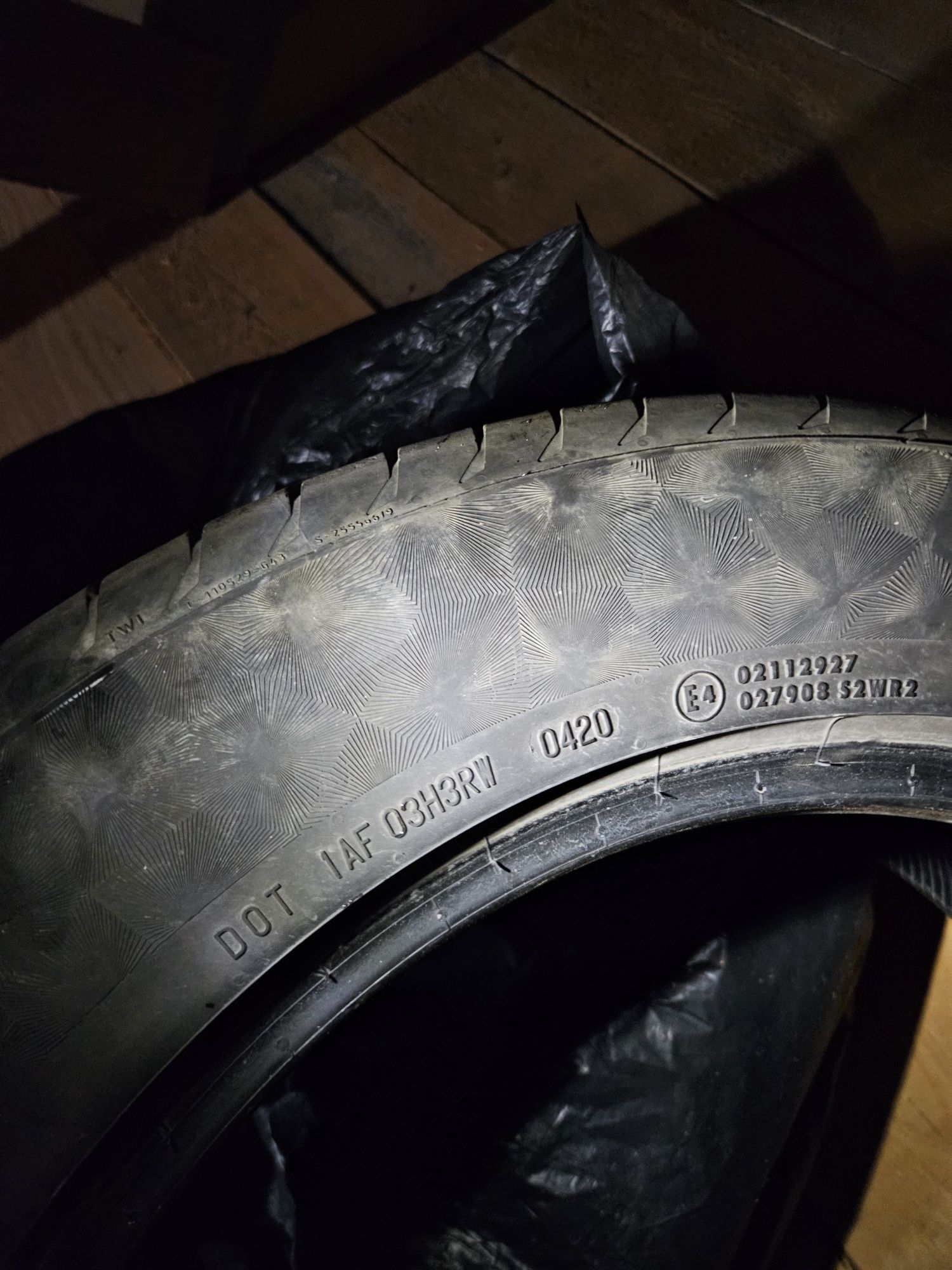Set 4 anvelope de vara Continental Premium Contact 225/60/R18