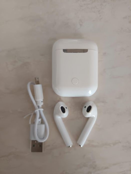 Casti Bluetooth i11 5.0 TWS, Android & iOS, cu stand de incarcare wirl