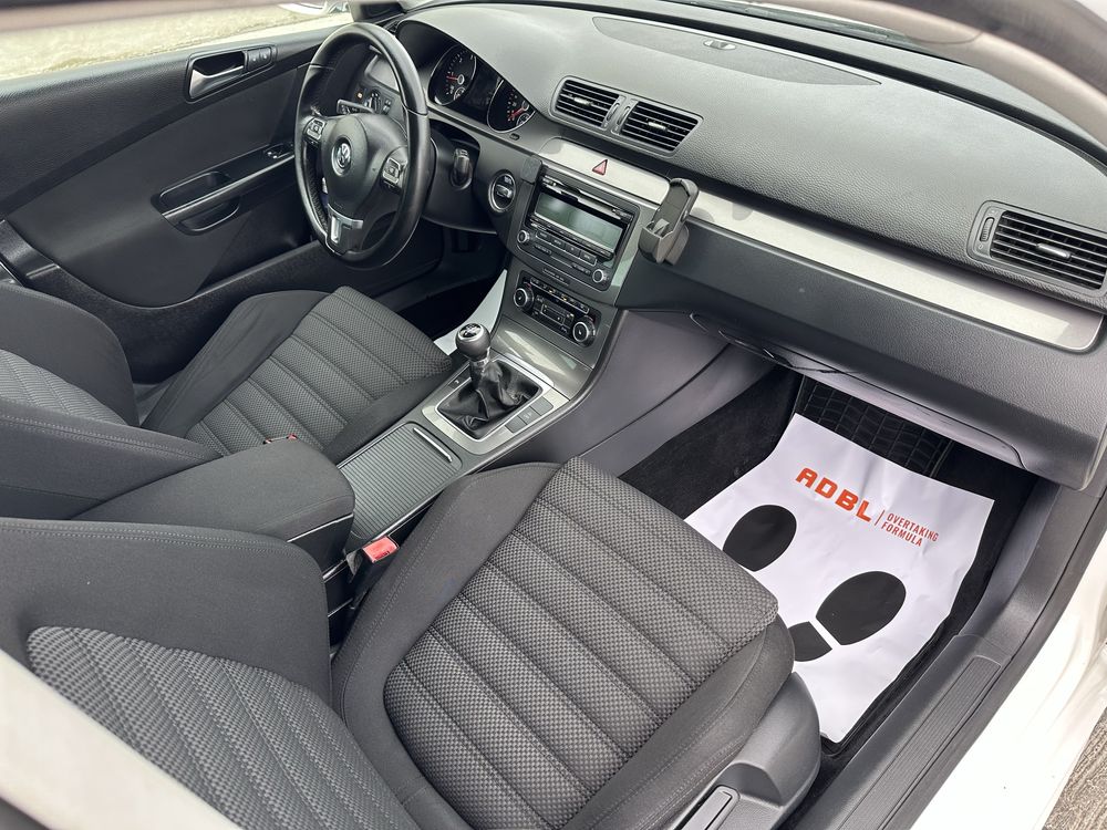 VW PASSAT B6 ~ R-Line ~ 2010 ~ EURO 5 ~ 1.6TDI ~ SportLine Interior ~