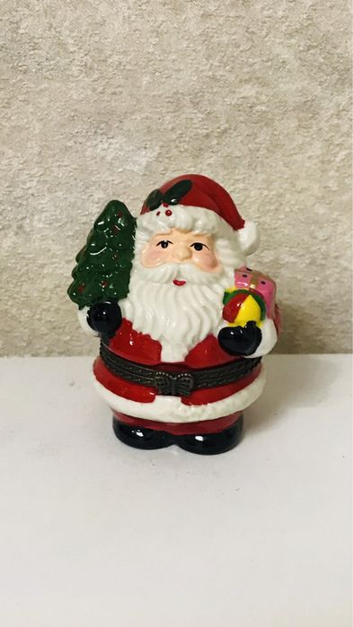 Сувенир Дед Мороз фарфор 7 см