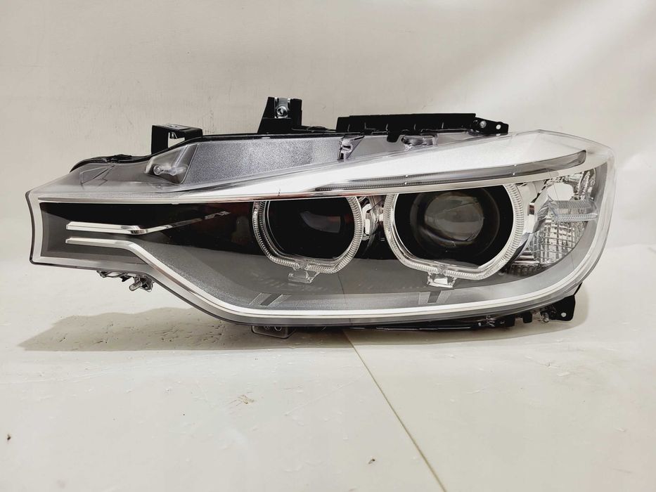 Bmw 3 F30 F31 far bixenon stanga dreapta faruri adaptiv dynamic
