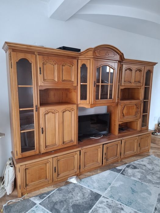 Vând sufragerie din cireș lemn masiv