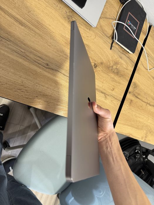 Macbook air m1 256/8 gb
